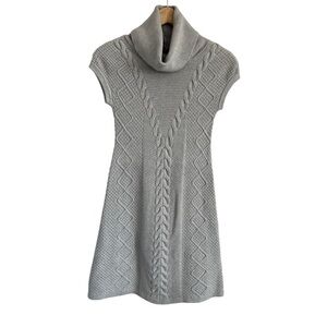 Rare Ladies Grey Sweater Dress with Short Sleeves extra small